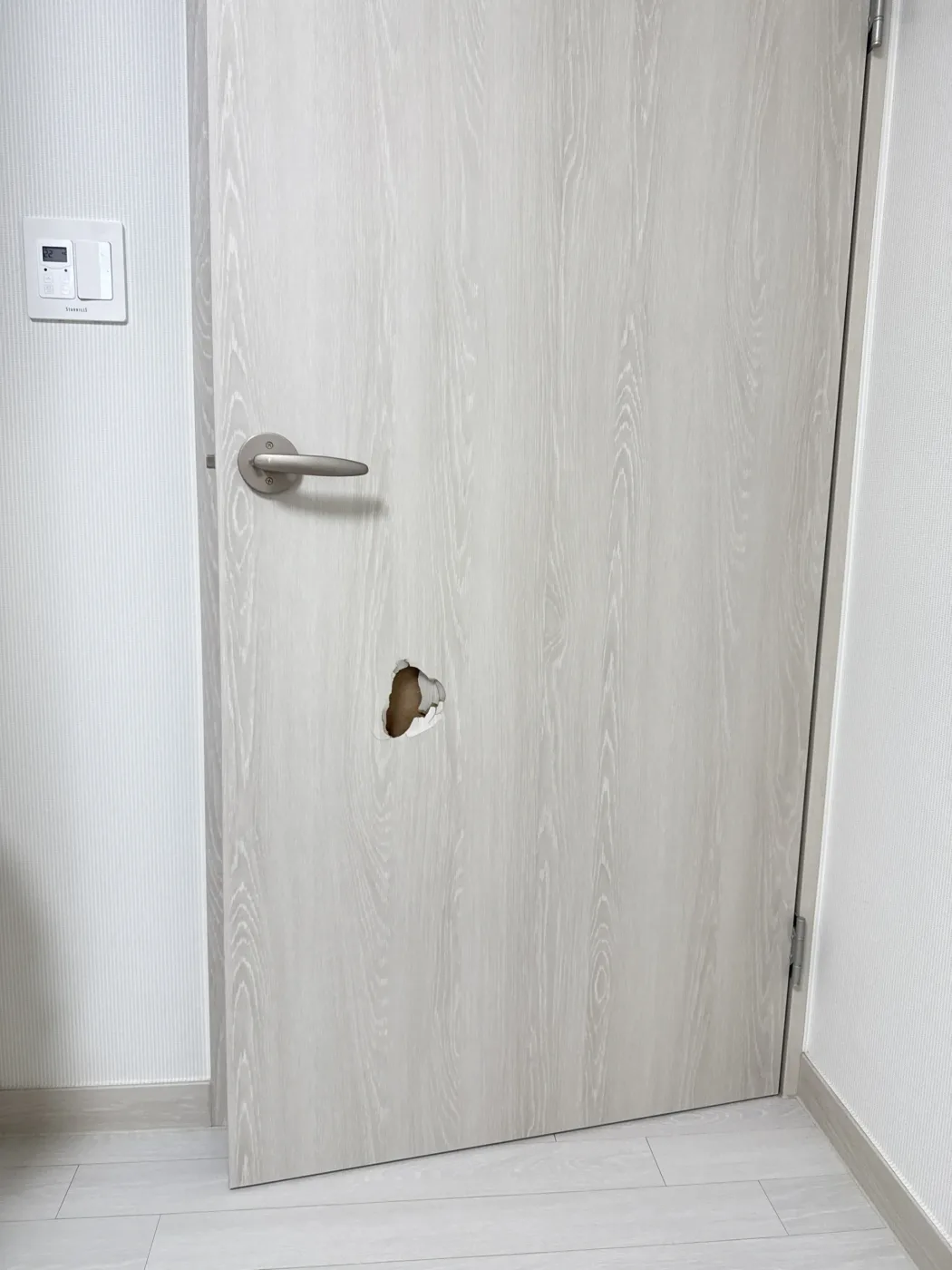 대피공간목재문짝수리 실제 작업 현장 1